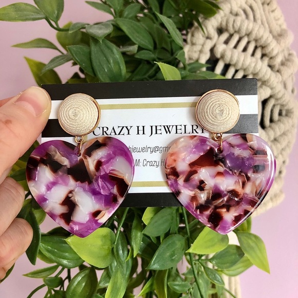 Heart Shaped Acrylic Earrings - Picture 1 of 3